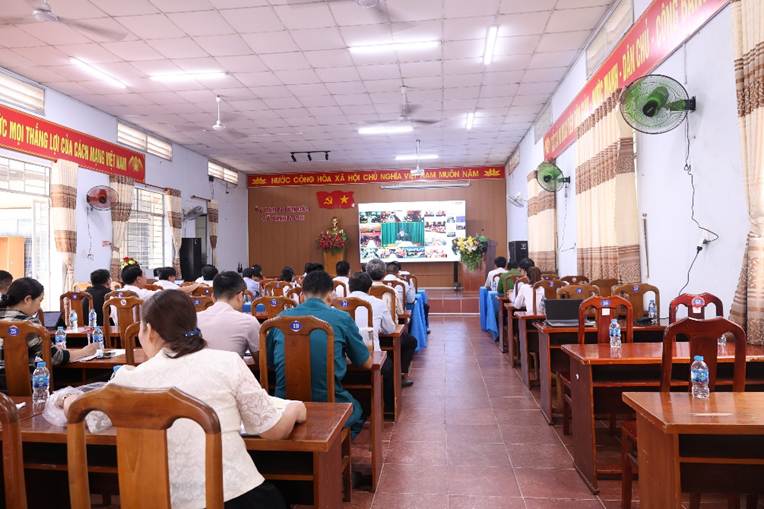 '''A group of people in a classroom

AI-generated content may be incorrect.'''