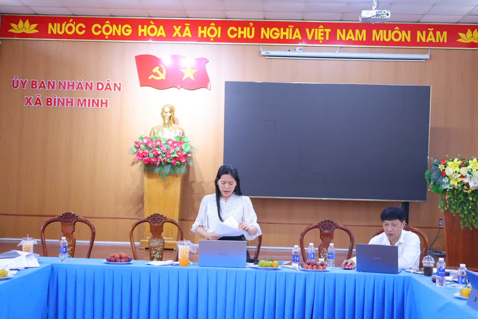 NM NƯỚC CỘNG HÒA XÃ HỘI CHỦ NGHĨA VIỆT NAM MUÔN NĂM >.jpeg